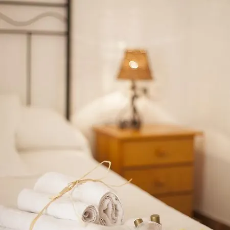 Дом отдыха Rustic Med Casa Castell