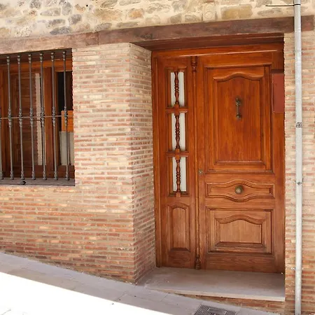 Rustic Med Casa Castell